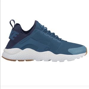 NEW Nike Huarache Run Ultra WOMENS